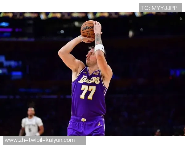 湖人队的底气历来不是东契奇和里夫斯，或许他才是关键所在